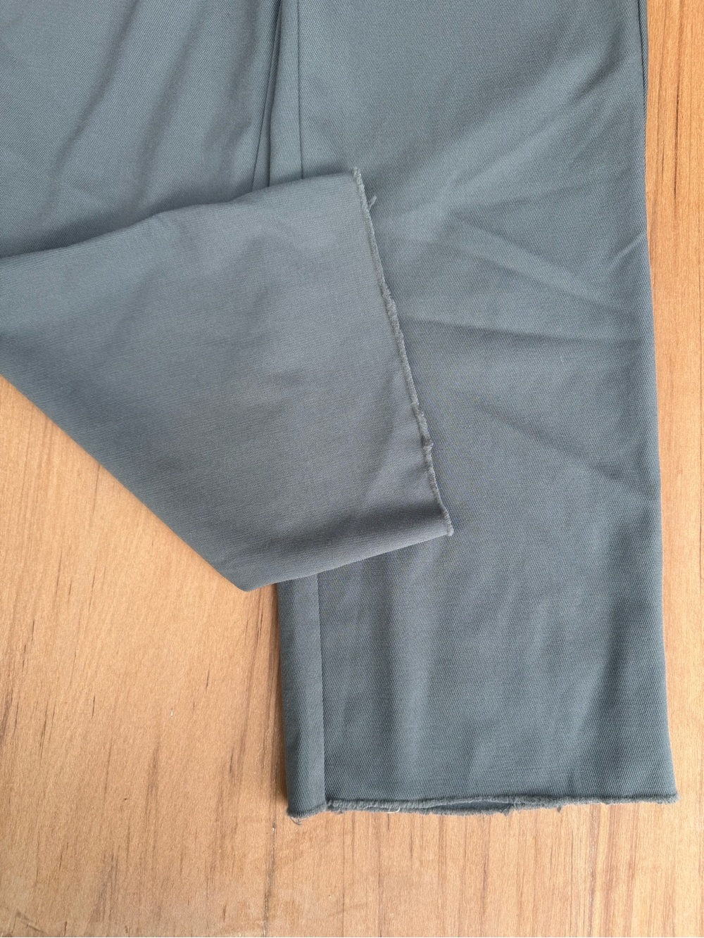 Babaton Aritzia Women’s Size 4 Sage Green Wool Blend Wide Leg Cropped Pants - Picture 5 of 9